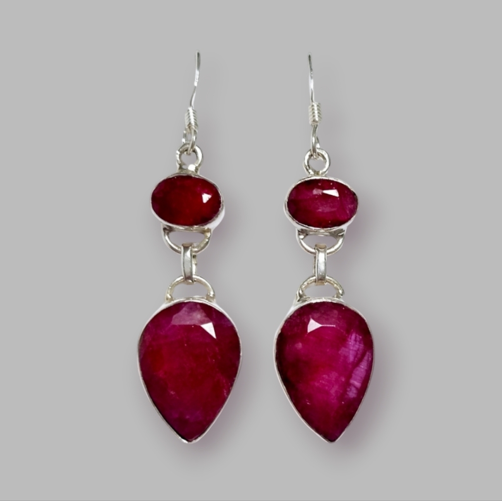 Natural Ruby Silver dangle Earrings size 1.75" Weigh 4.52 gr